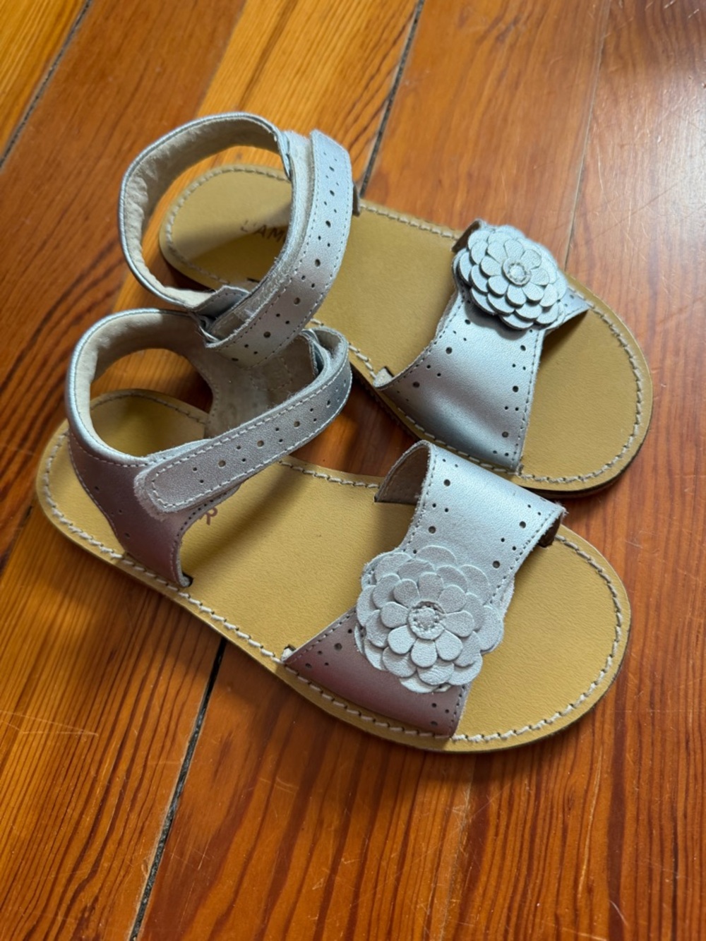 L'Amour Metallic Silver Floral Toddler Sandals